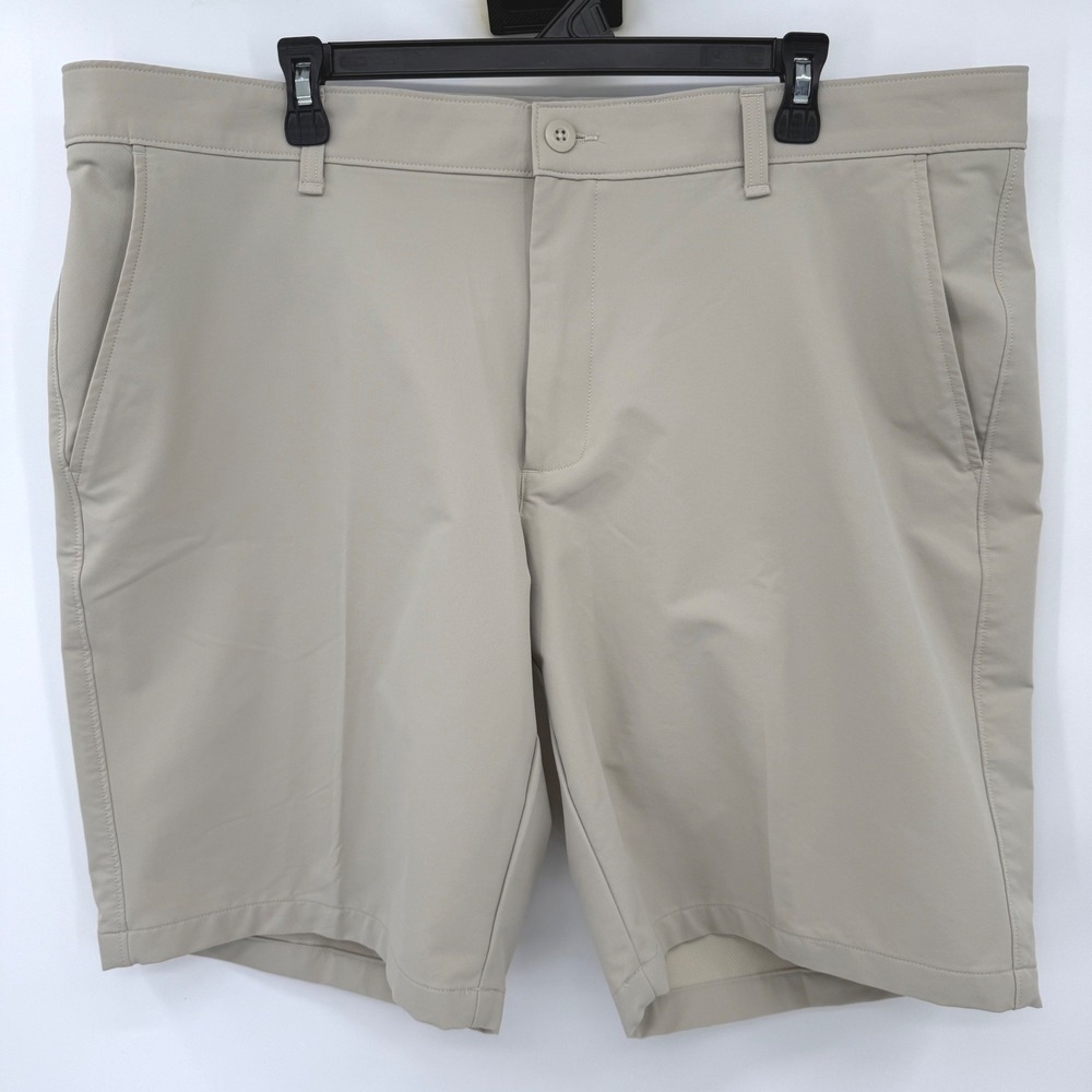 Under Armour Golf Shorts Mens‎ 42 Tan Performance Flat Front Stretch Activewear